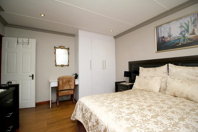 3 Bedroom Property for Sale in Reebok Western Cape